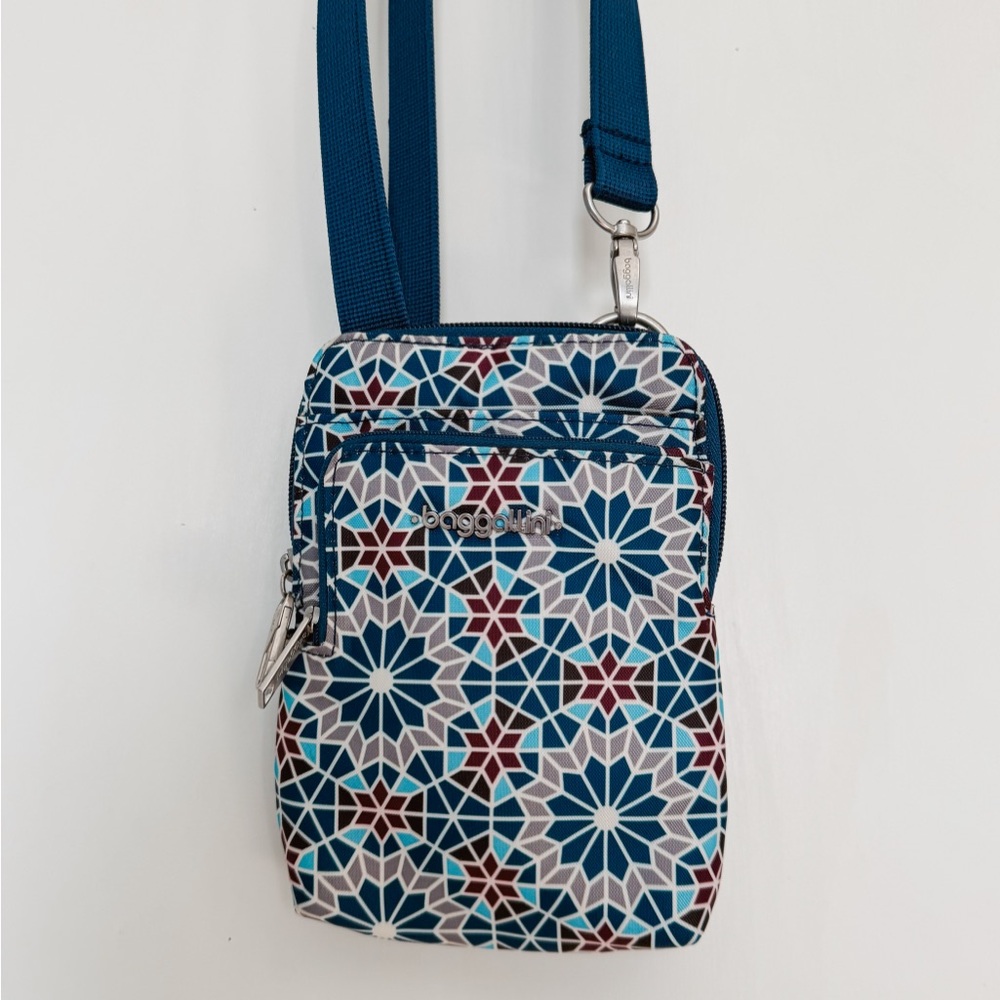 Baggallini Securtex Anti-theft Geometric Blue Crossbody Bag